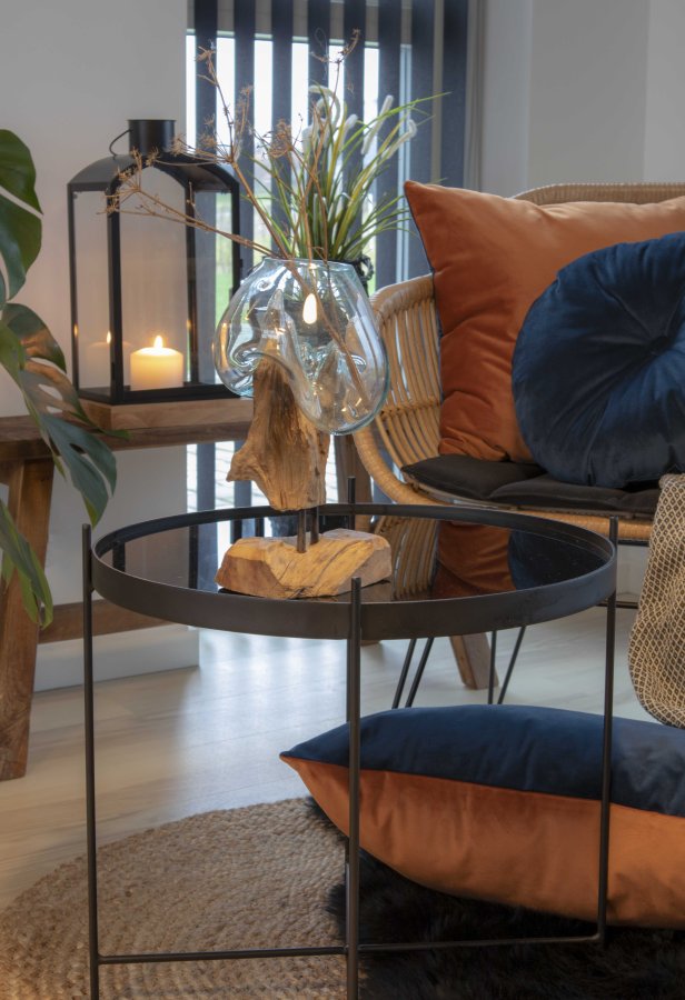 HOUSE NORDIC Venezia hjrnebord - glasbordplade og sort stl, rund ( 48)