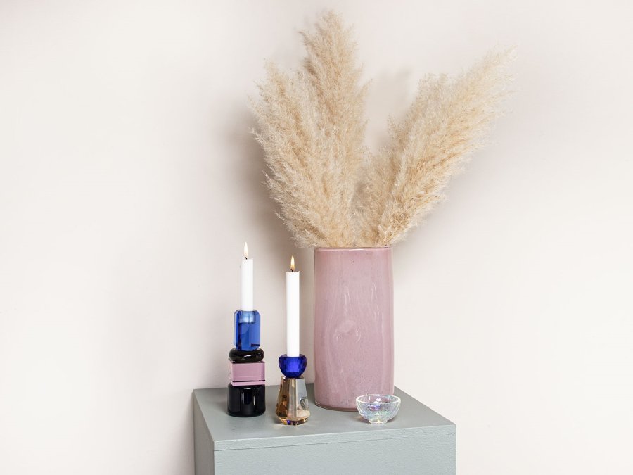 HOUSE OF SANDER Hyacint lysestage - bl/rgfarvet/lyserd/mrkebl glas (H:19)