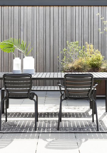 ZUIVER Vondel havebord, rektangulr - sort aluminium (214x97)