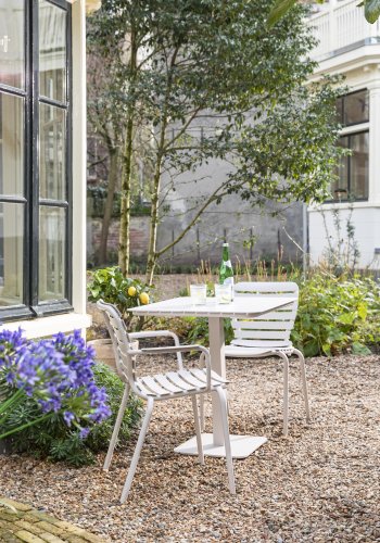 ZUIVER Vondel Bistro havebord, kvadratisk - ler hvid aluminium (71x71)