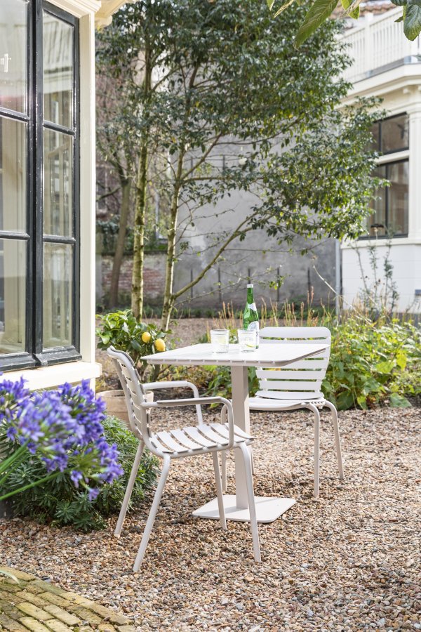 ZUIVER Vondel Bistro havebord, kvadratisk - ler hvid aluminium (71x71)