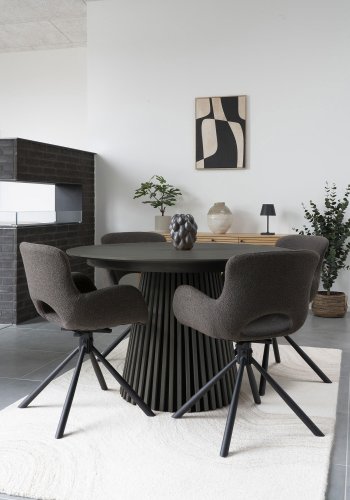 HOUSE NORDIC  Osaka Spisebord - Spisebord, egefiner, sort, inkl. to tillgsplader<br>120x120-160-200x75 cm