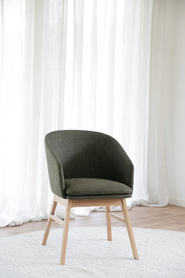 ROWICO Windham lnestol, m. armln - grn polyester og natur egetr