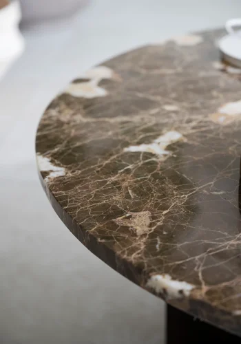 ROWICO Brooksville sofabord, rund - brun marmor og brun egefinér (90)