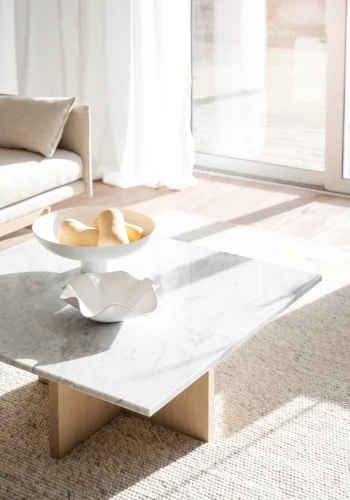 ROWICO Brooksville sofabord, kvadratisk - hvid marmor og hvidpigmenteret egefinér (90x90)