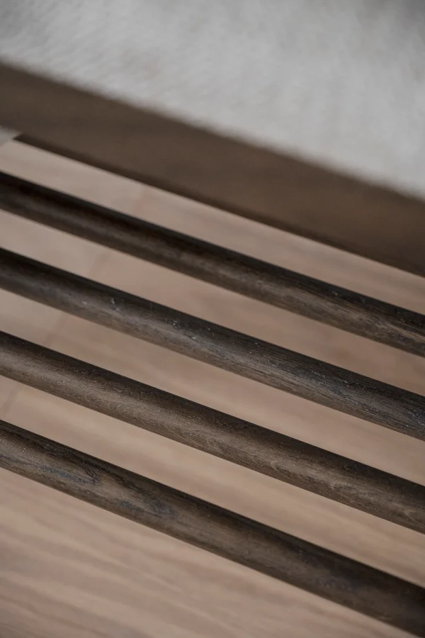 ROWICO Inverness bnk, m. 1 hylde - beige polypropylen og brun eg (75x40)