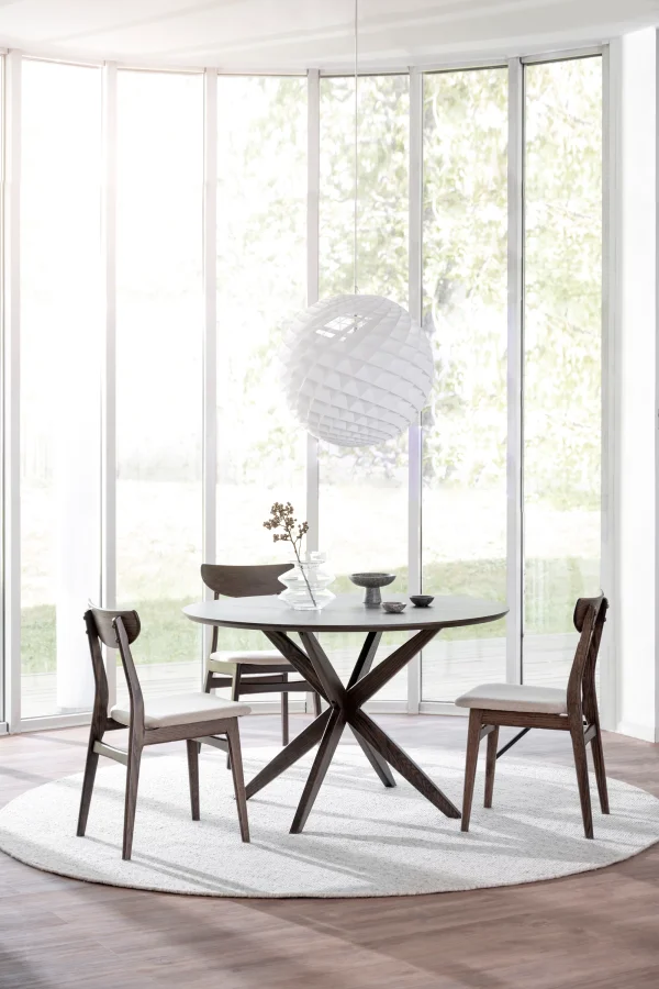 ROWICO Calverton spisebord, rund - brun egefinér og brun eg (120)