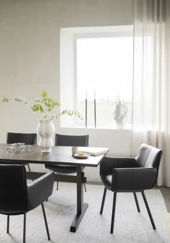 ROWICO Hinckley spisebordsstol, m. armln - sort lder og sort metal