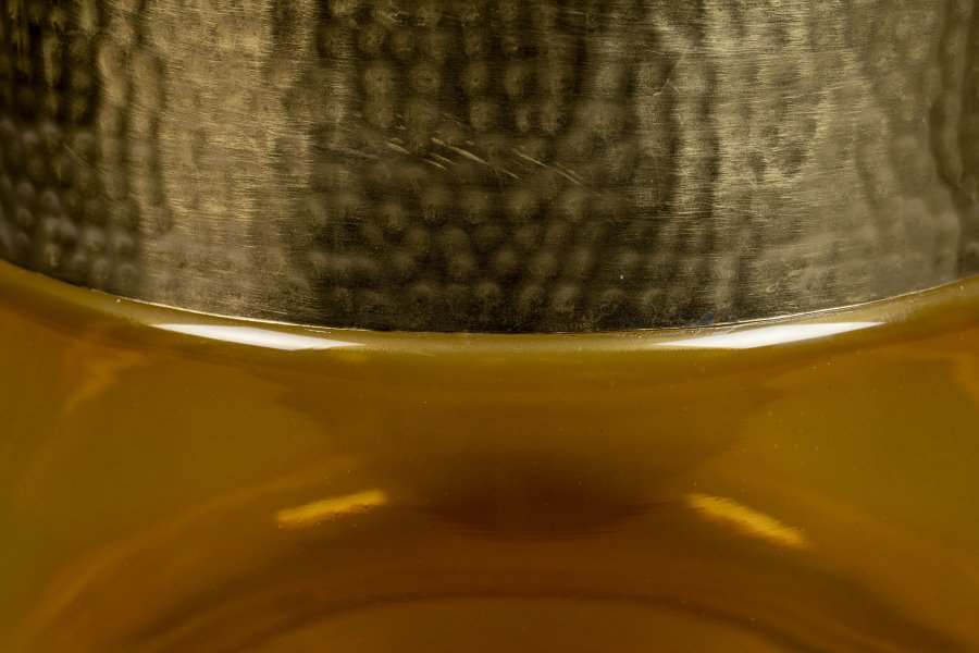 DUTCHBONE Cave sidebord, rund - messing jern og rav glas (35)