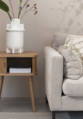 ZUIVER Barbier sidebord, m. 1 skydelge - natur egetrsfinér og egetr (45x45)