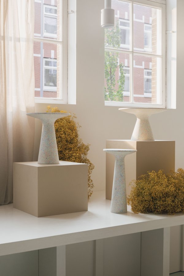 ZUIVER Victoria sidebord M, rund - multifarvet genbrugt terrazzo (40)