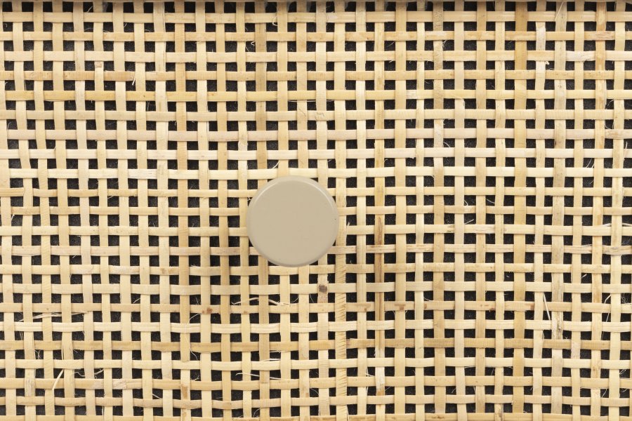 WHITE LABEL LIVING Amaya sidebord, m. 1 skuffe - beige tr og metal (48x38)