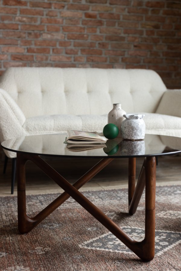 DUTCHBONE Naia sofabord, rund - rgfarvet glas og valnddefarvet egetr (80)