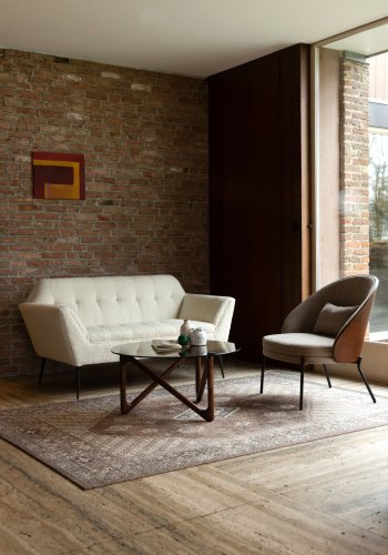 DUTCHBONE Naia sofabord, rund - rgfarvet glas og valnddefarvet egetr (80)