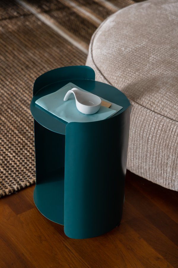 DUTCHBONE Navagio sidebord, m. 1 hylde, rund - bl metal (31)