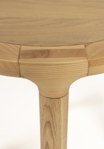 ZUIVER Storm sidebord, rund - natur egetrsfinér og asketr (45)