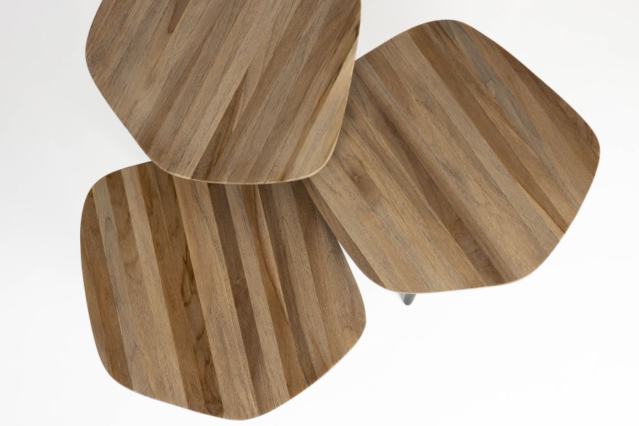 WHITE LABEL LIVING Cuties sofabord - brun teakfinér og sort jern (st med 3)