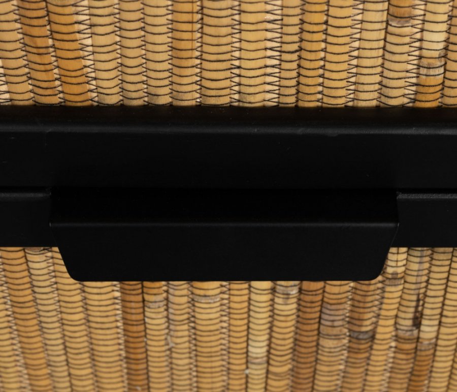 DUTCHBONE Yasu sengebord, m. 1 hylde og 2 skuffer - natur rattan og sort tr/jern (45x35)
