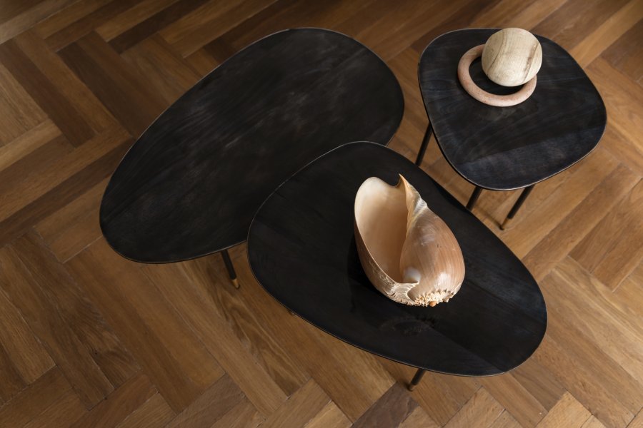 DUTCHBONE Phyllis sidebord, organisk - sort mangotr og sort jern (st med 3)