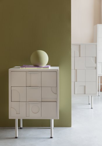 WHITE LABEL LIVING Funk sidebord, m. 3 skuffer - beige MDF og gr jern (40x50)