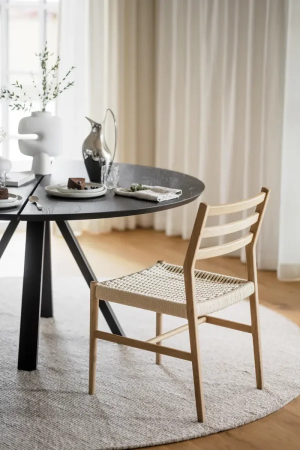 ROWICO Harlan spisebordsstol - lys beige papirsnor og natur eg