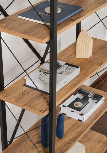 NORDVÄRK Elysian bogreol, m. 5 hylder - Atlantic Pine melamin og sort metal