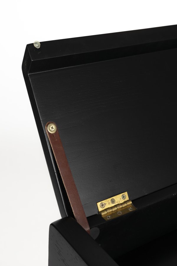 ZUIVER Kaat skrivebord, m. 2 skuffer - sort egefinér og asketr (120x70)