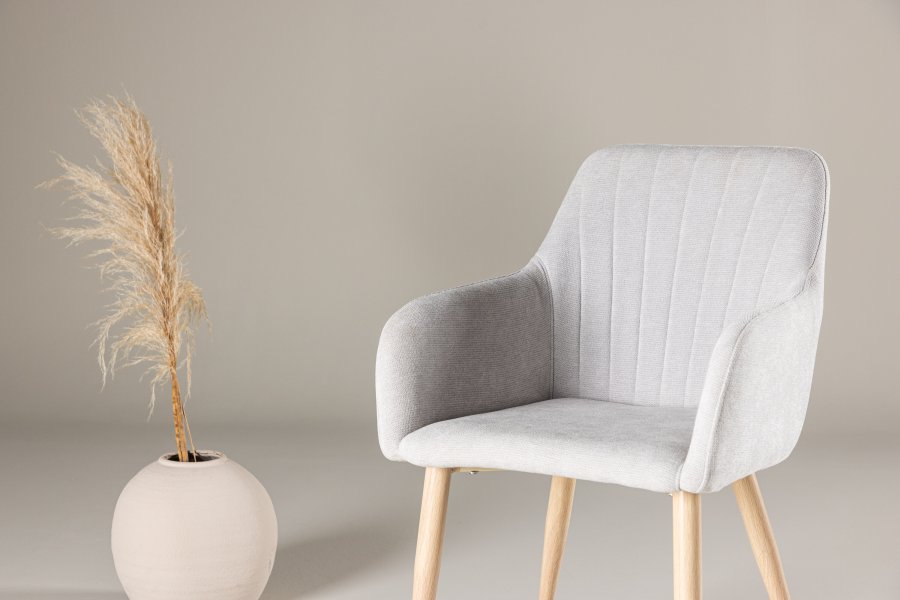 VENTURE DESIGN Comfort spisebordsstol, m. armln - lysegr polyester og trfarvet stl