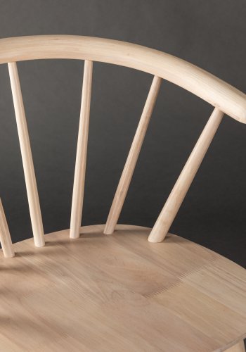 VENTURE DESIGN Bobby spisebordsstol, m. armln - hvidvasket gummitr