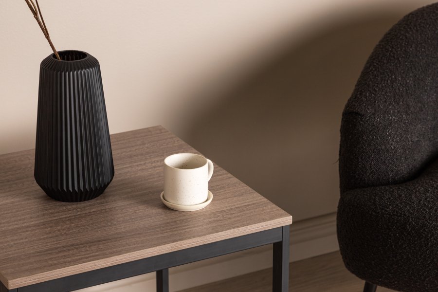 VENTURE DESIGN Arbor sidebord, kvadratisk - mrkebrun MDF og sort stl (50x50)