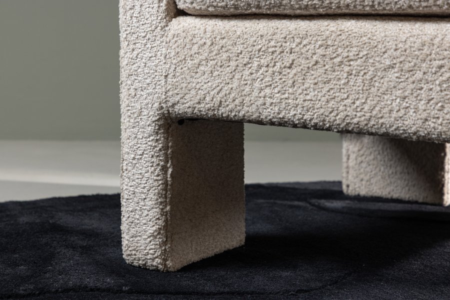 VENTURE DESIGN Ragusa lnestol, m. armln - hvid bouclé stof