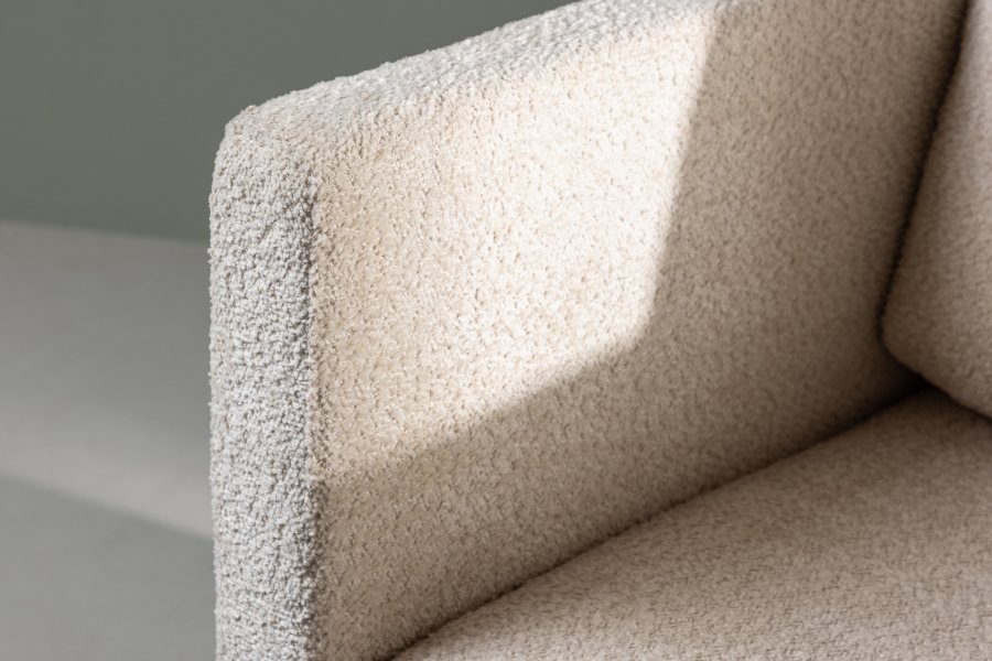 VENTURE DESIGN Ragusa lnestol, m. armln - hvid bouclé stof