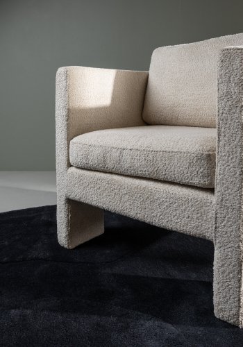 VENTURE DESIGN Ragusa lnestol, m. armln - hvid bouclé stof