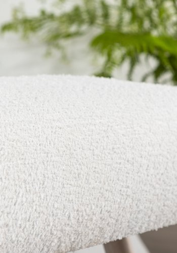 VENTURE DESIGN Bloom lnestol - hvid polyester bamsestof og hvidvasket stl