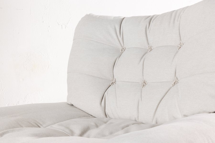 VENTURE DESIGN Florens lnestol - offwhite polyester og krom stl