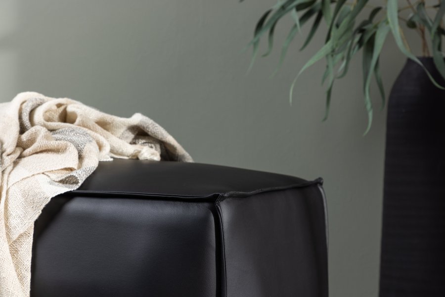 VENTURE DESIGN Palmero puf, rektangulr - mat sort PU og MDF (119x59)