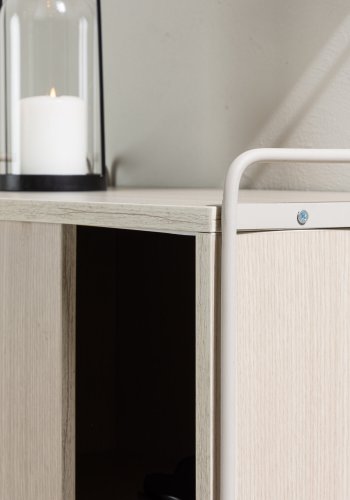 VENTURE DESIGN Paris vgskab, m. 2 skydelger - hvidvasket MDF (61x35x67,8cm)