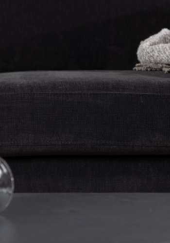 VENTURE DESIGN Antibes 2-pers. sofa - mrkegr velourstof og metal