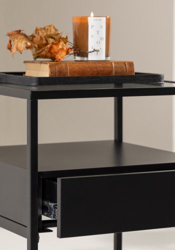 VENTURE DESIGN Fortaleza sidebord, m. 1 skuffe - glas og sort stl (40x40)