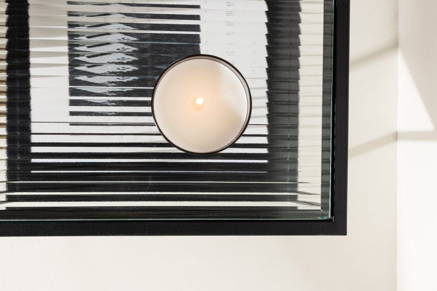 VENTURE DESIGN Sao Paulo sidebord, m. 1 hylde - glas og sort stl (40x40)