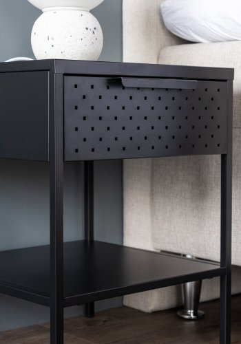 VENTURE DESIGN Sacramento sengebord, m. 1 hylde og 1 skuffe - sort stl (40x40)