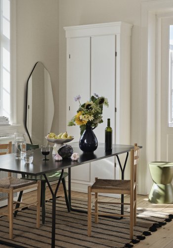 BROSTE COPENHAGEN Berit spisebord, rektangulr - sort asketrsfinér og sort stl (180x80)