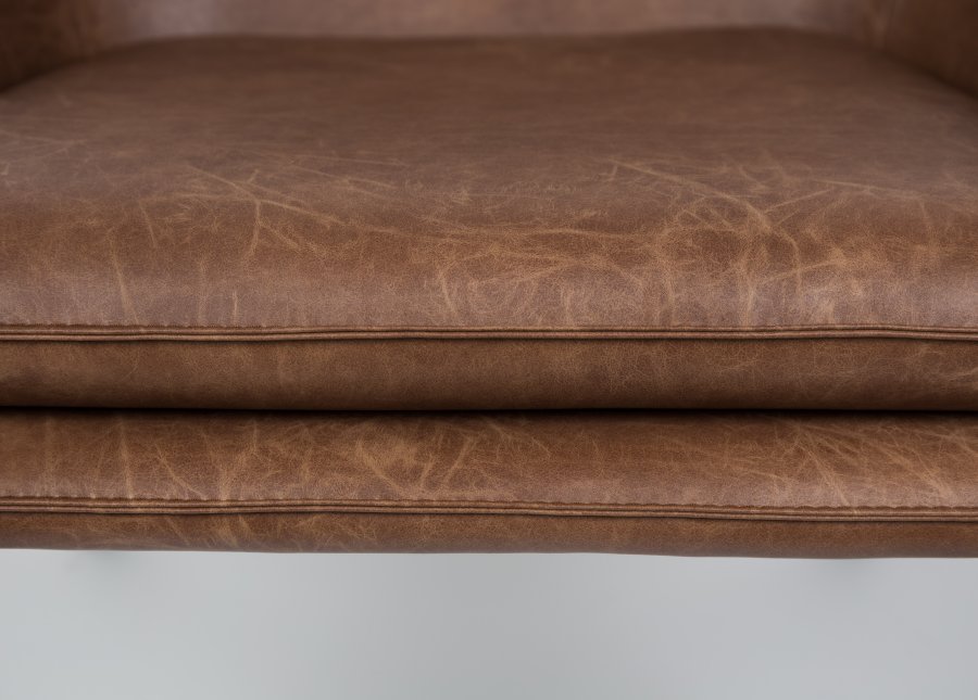 WHITE LABEL LIVING Bon loungestol, m. armln - brun kunstlder og metal