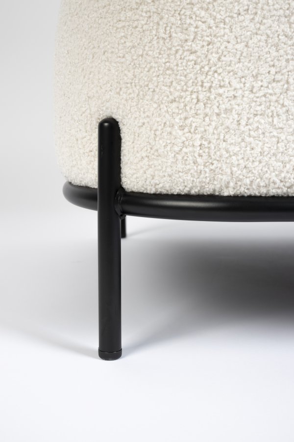 WHITE LABEL LIVING Polly loungestol - elfenben bamsestof og jern