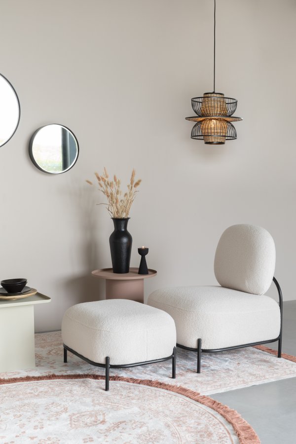 WHITE LABEL LIVING Polly loungestol - elfenben bamsestof og jern