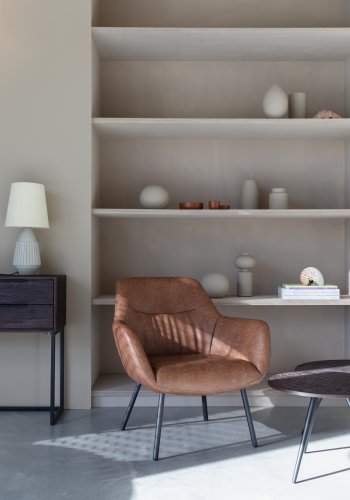 WHITE LABEL LIVING Dude loungestol, m. armln - vintage brun PU og stl