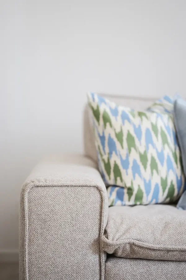 ROWICO Rawlins 3 pers. sofa, m. 4 hynder - beige stof