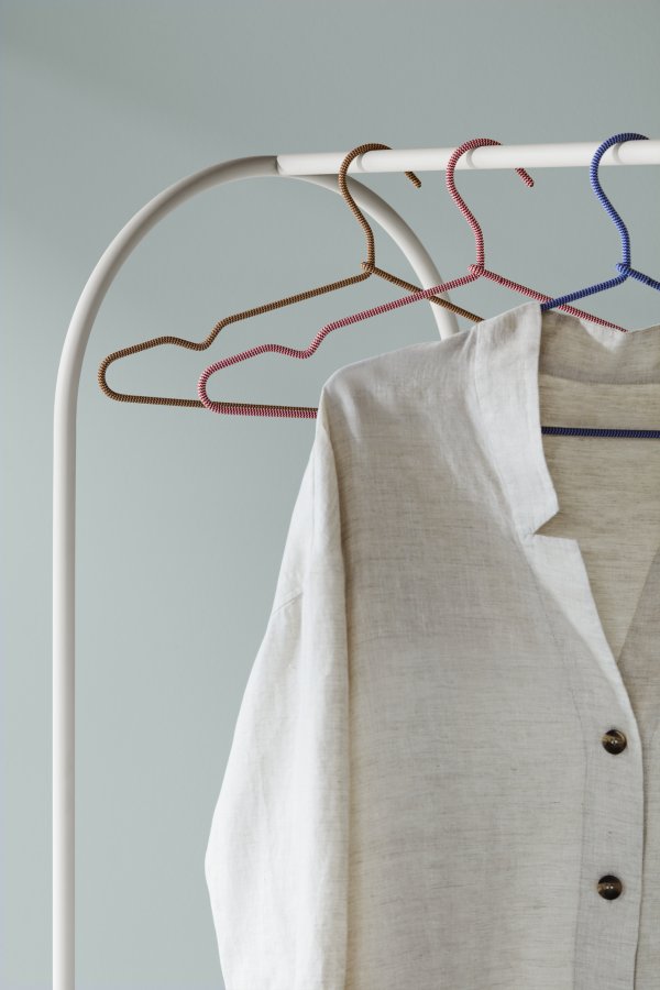 BROSTE COPENHAGEN Archie tjstativ - sort metal