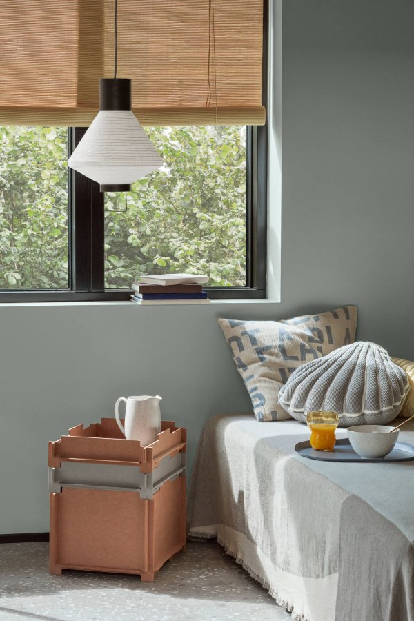 BROSTE COPENHAGEN Stacie bakke, stabelbar - gr MDF (34x44)