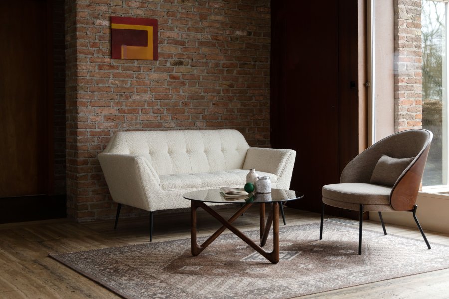 DUTCHBONE Kate 2-pers. sofa - beige bouclé stof og sort jern